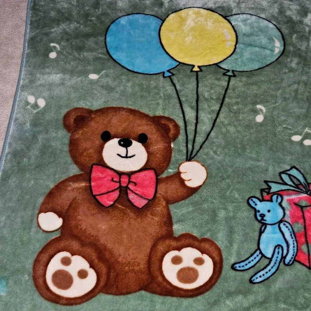 Solaron Green Teddy Bear Blanket Balloons Present Duck Flowers Music Notes 42x53